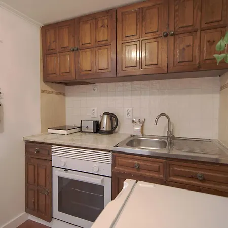 Alfama Historical Ii By Homing Lisbon