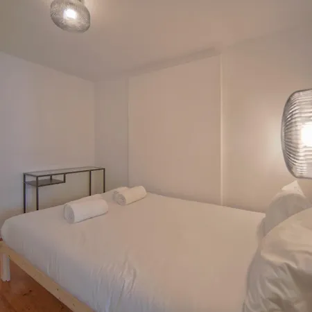 Apartment Alfama Historical Ii By Homing