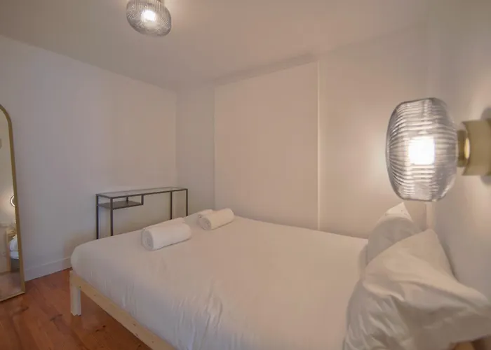 Apartment Alfama Historical Ii By Homing